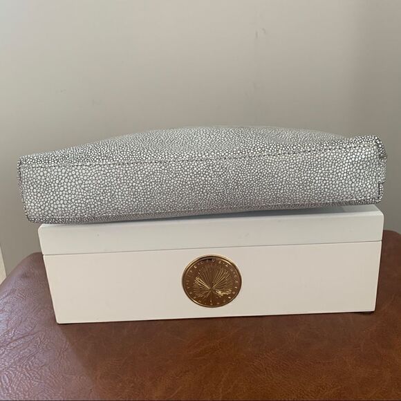 India Hicks Insider - Stingray